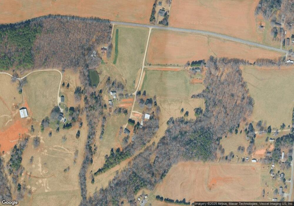 137 Lippards Hill Ln, Statesville, NC 28625 - photo 1