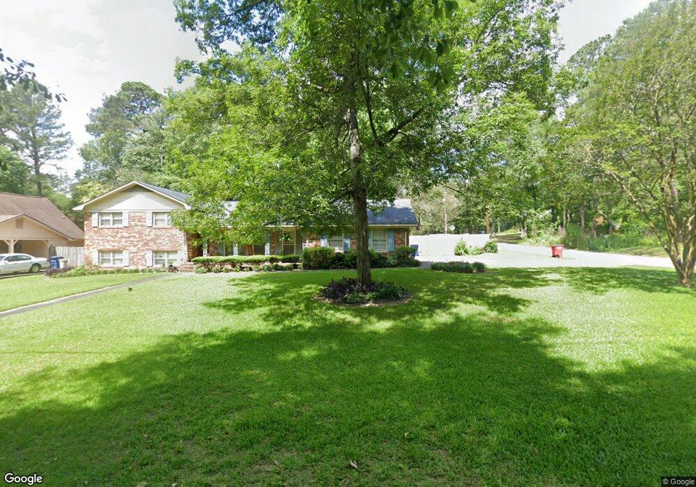 1472 Maplewood Dr, Macon, GA 31210 - photo 1
