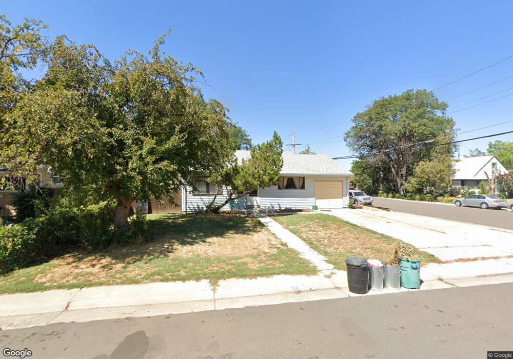 795 Iola St, Aurora, CO 80010 - photo 1