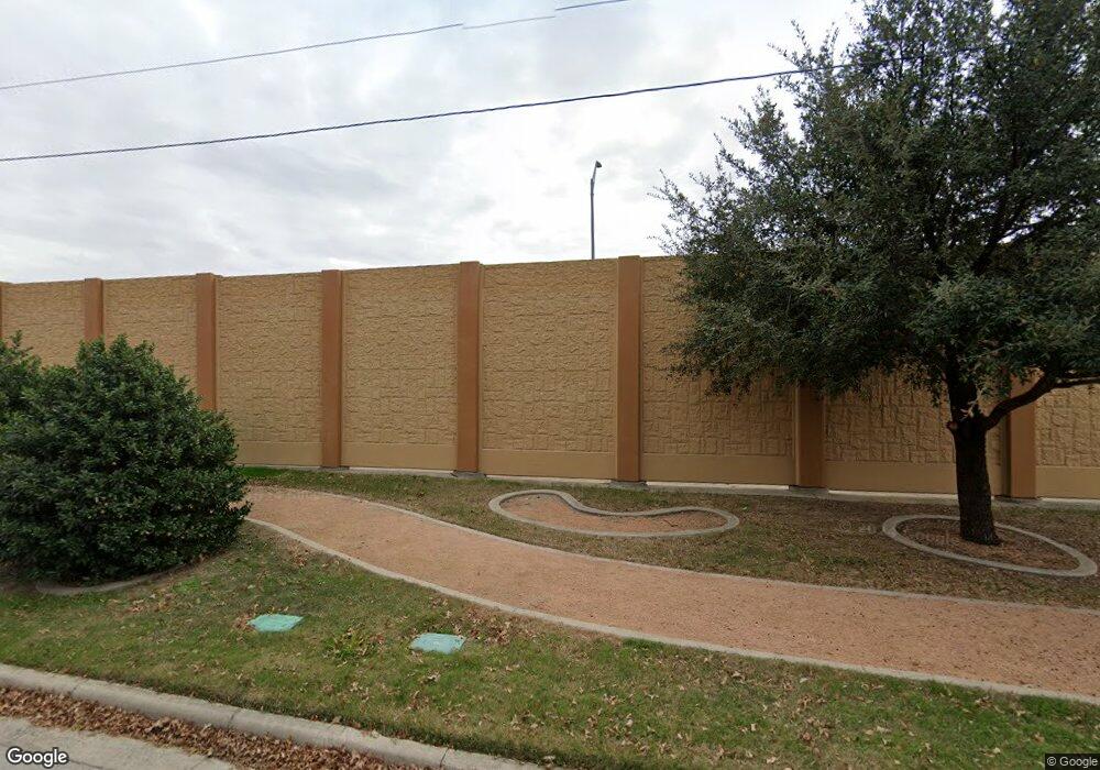 317 Plainview Dr, Hurst, TX 76054 - photo 1