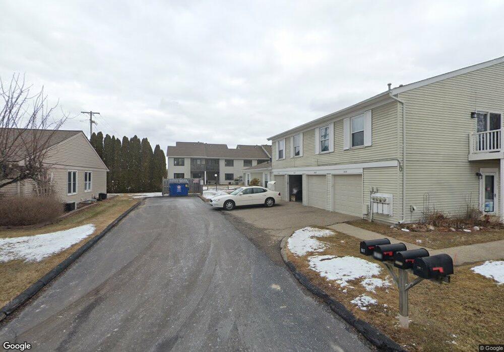 1023 S Dayton St unit 18A, Davison, MI 48423 - photo 1