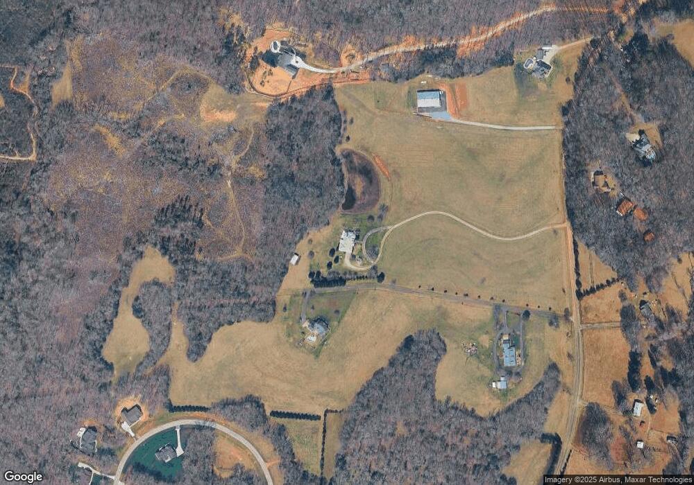 925 Brandon Rd, Clover, SC 29710 - photo 1