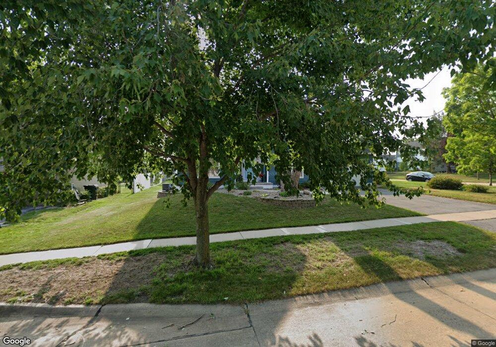 4530 Coventry Ln NE, Cedar Rapids, IA 52402 - photo 1