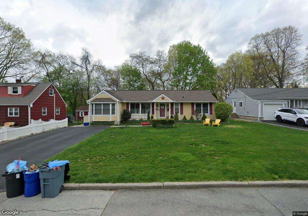 17 Oakbrook Rd, Ossining, NY 10562 - photo 1