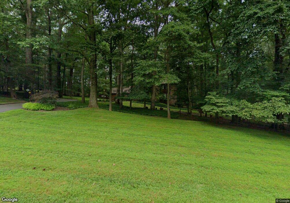 11100 Valley Heights Dr, Owings Mills, MD 21117 - photo 1