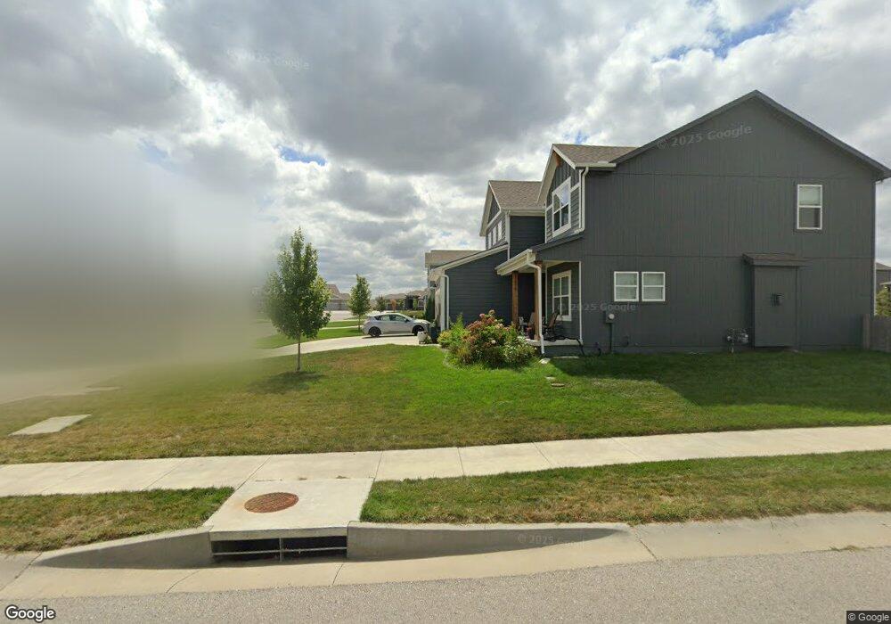 1733 SW Georgetown Dr, Lee's Summit, MO 64082 - photo 1