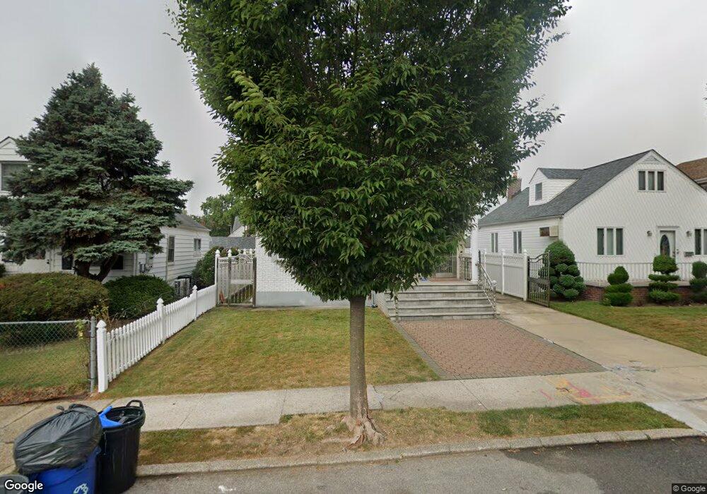 53-48 193rd St unit 1Fl, Fresh Meadows, NY 11365 - photo 1