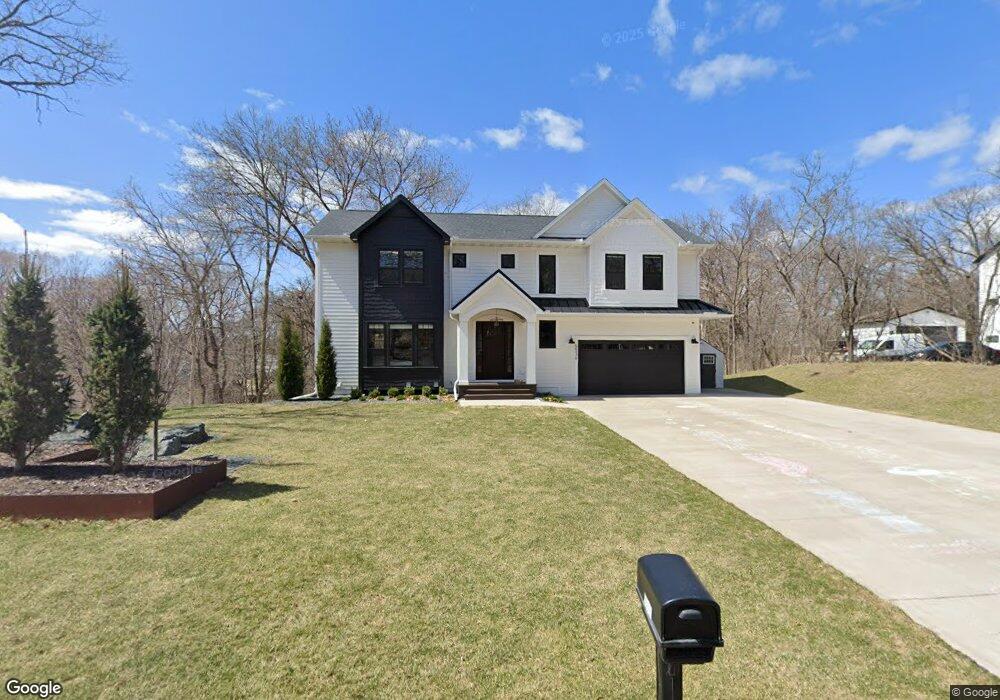 5536 Glenavon Ave, Minnetonka, MN 55345 - photo 1