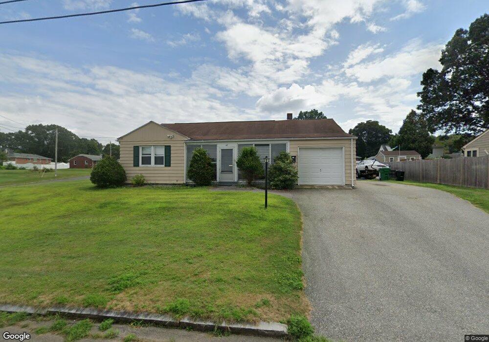 42 Ridgewood Rd, Chicopee, MA 01013 - photo 1