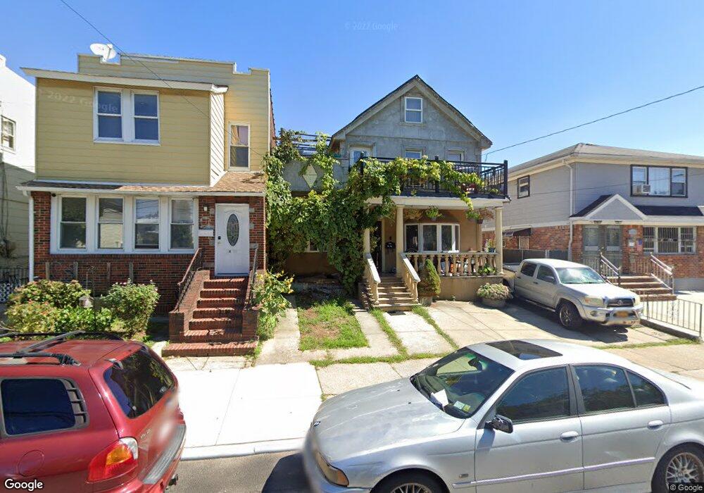 9435 110th St, South Richmond Hill, NY 11419 - photo 1