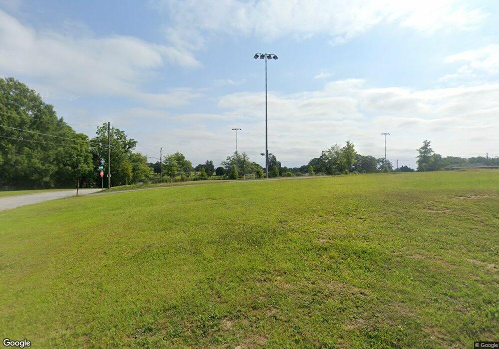 1477 Schofield Ln, Macon, GA 31201 - photo 1