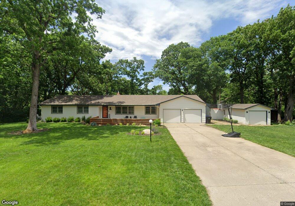 5732 SW 33rd St, Topeka, KS 66614 - photo 1