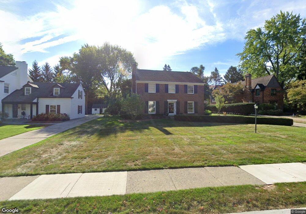 650 Ardmoor Dr, Bloomfield Hills, MI 48301 - photo 1