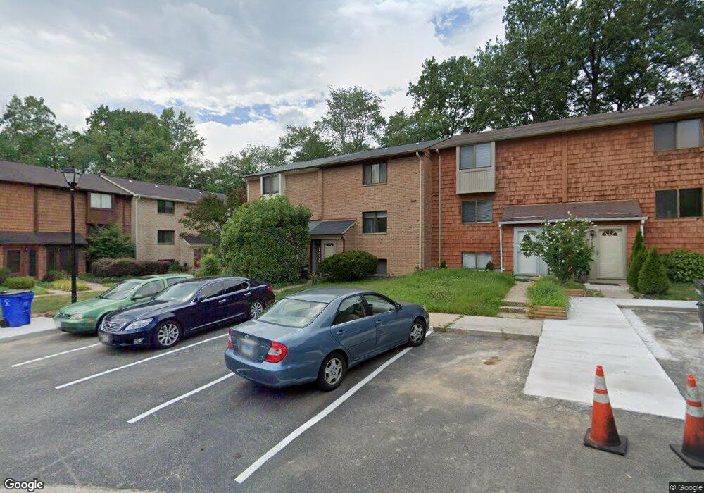 7433 Hickory Log Cir, Columbia, MD 21045 - photo 1