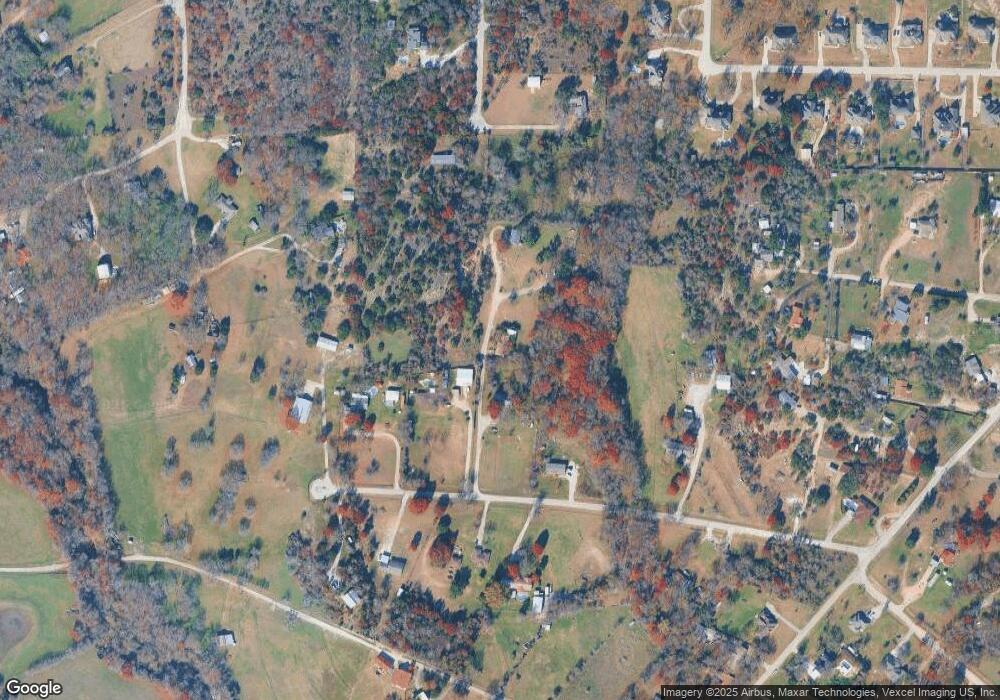 310 Gwen St, Azle, TX 76020 - photo 1