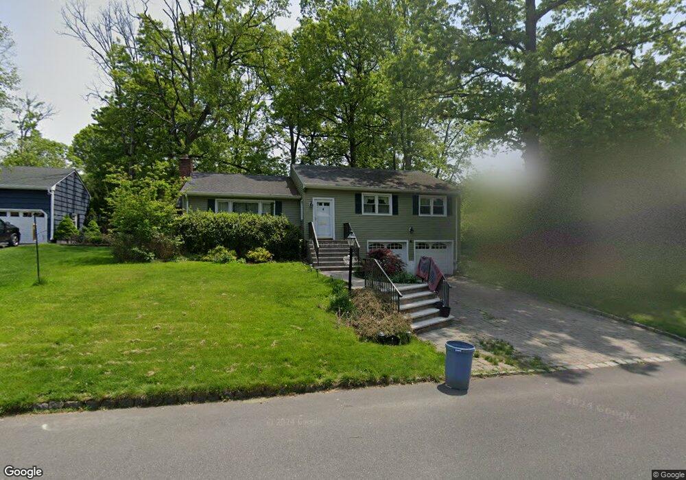 4 Cavell Place, West Caldwell, NJ 07006 - photo 1