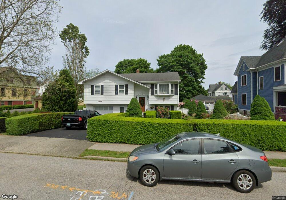 4 William St, Pawcatuck, CT 06379 - photo 1