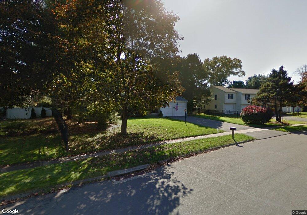 270 Long Hill Dr, Glastonbury, CT 06033 - photo 1