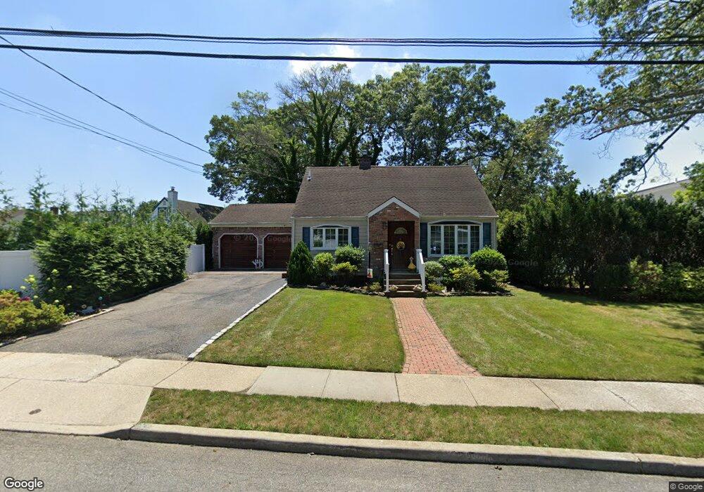 2250 Henry St, North Bellmore, NY 11710 - photo 1