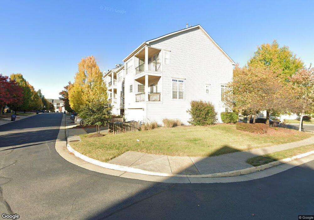 25834 Turlough Terrace, Chantilly, VA 20152 - photo 1