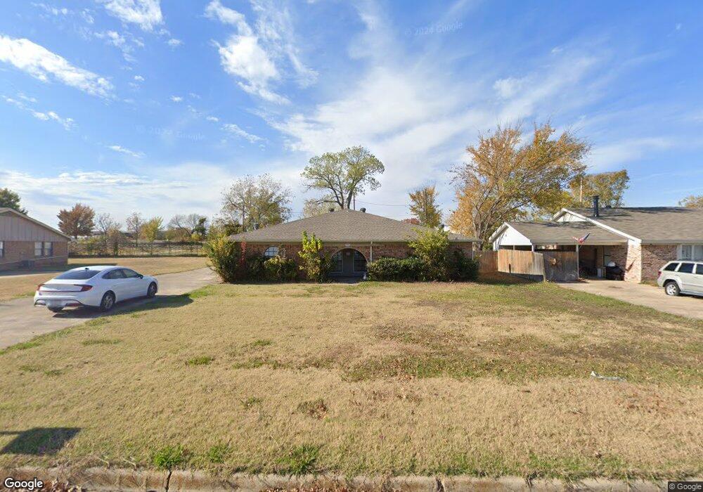 6531 Amundson Rd unit Right, North Richland Hills, TX 76182 - photo 1