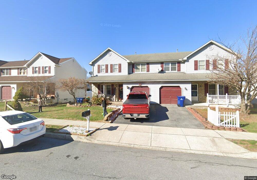 213 Bainbridge Cir, Reading, PA 19608 - photo 1