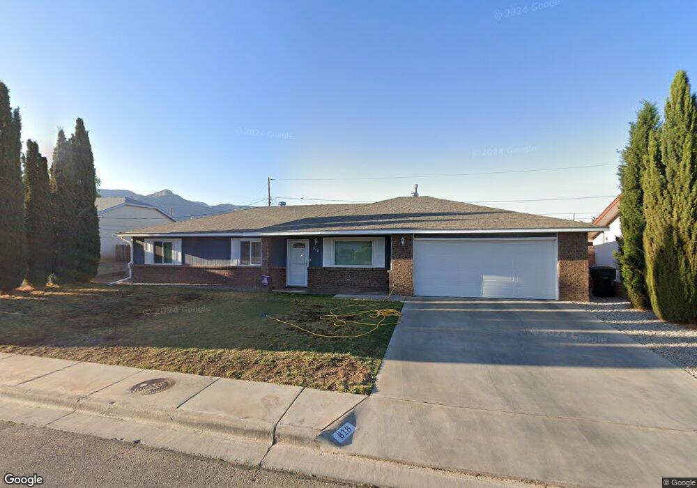818 Azelia St, Alamogordo, NM 88310 - photo 1