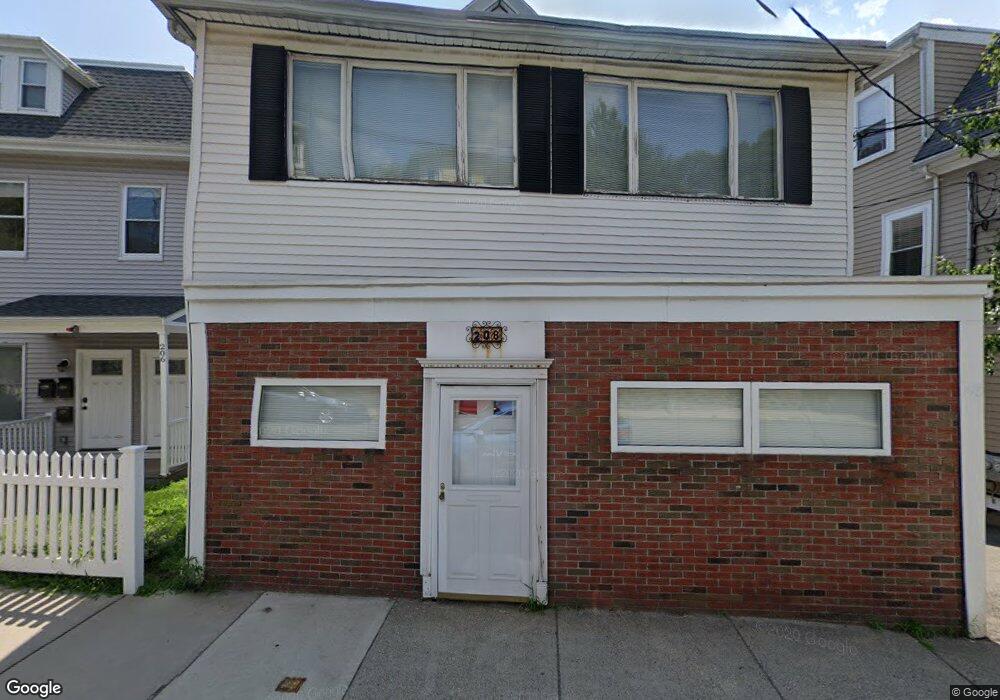 208 Summer St unit 3, Somerville, MA 02143 - photo 1