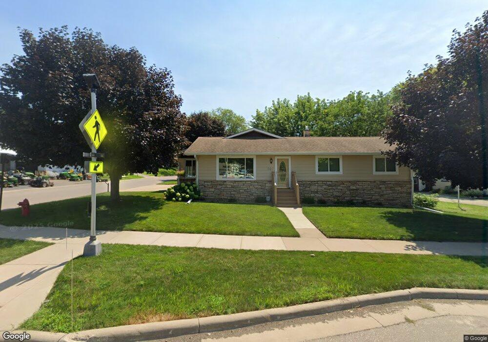 607 S 7th St, La Crescent, MN 55947 - photo 1