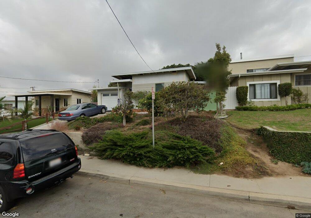 808 Hillcrest St, El Segundo, CA 90245 - photo 1