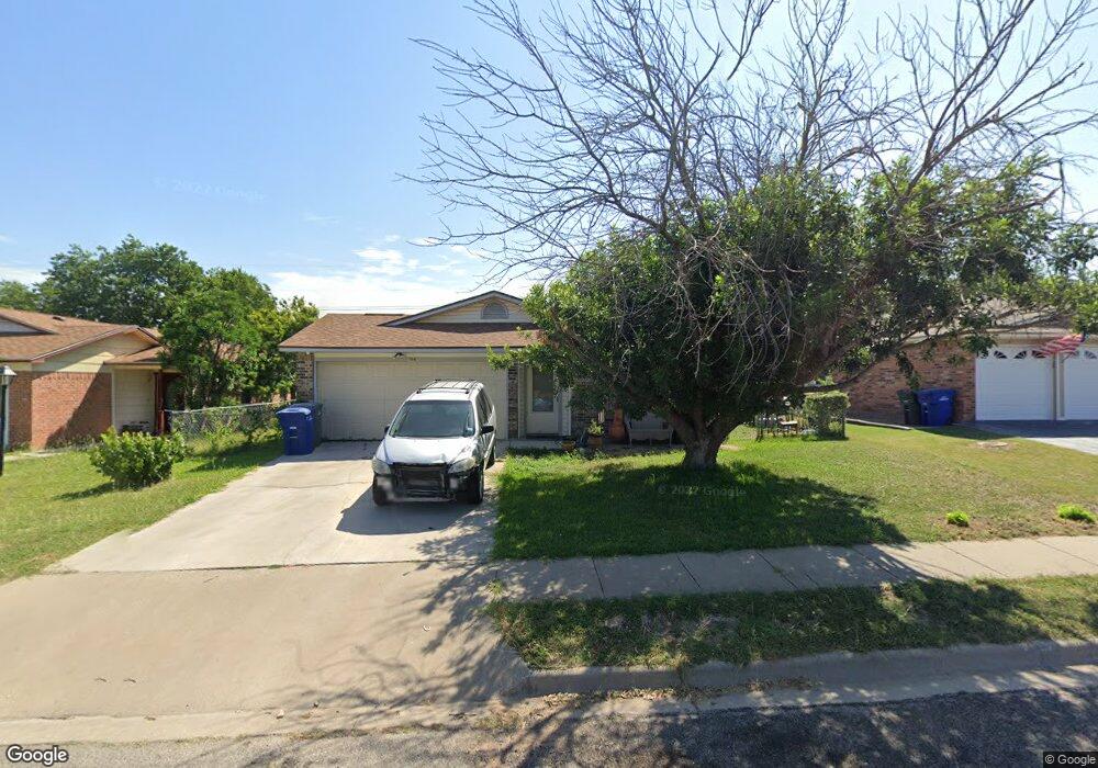 114 W Hogan Dr, Copperas Cove, TX 76522 - photo 1