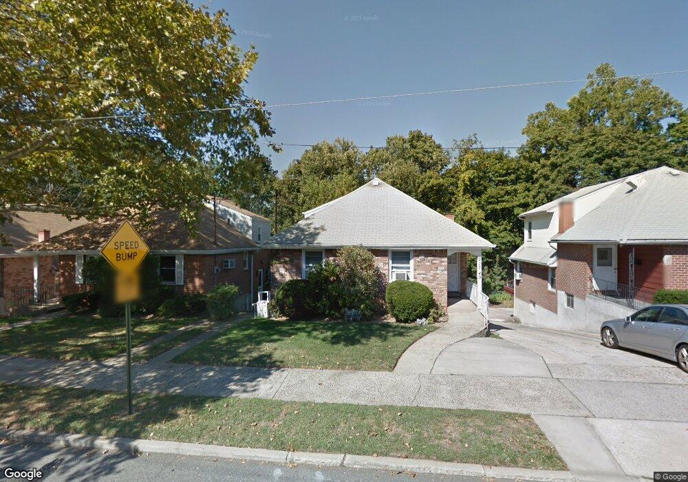 21749 Corbett Rd, Bayside, NY 11361 - photo 1