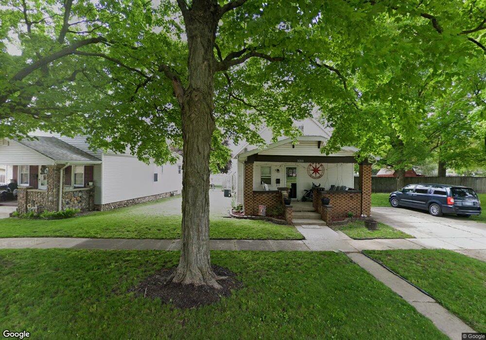 3213 Broadway Ave, Mattoon, IL 61938 - photo 1