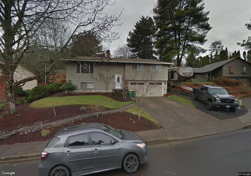 8095 SW Strowbridge Ct, Beaverton, OR 97008 - photo 1