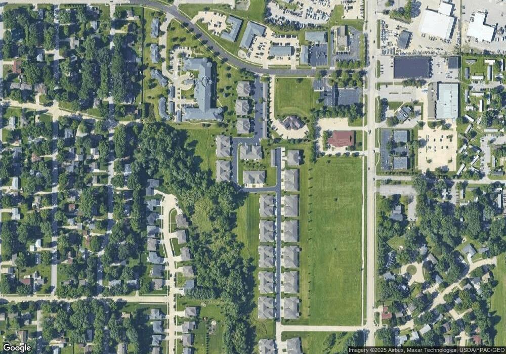 2635 Orchard Dr unit 4, Cedar Falls, IA 50613 - photo 1