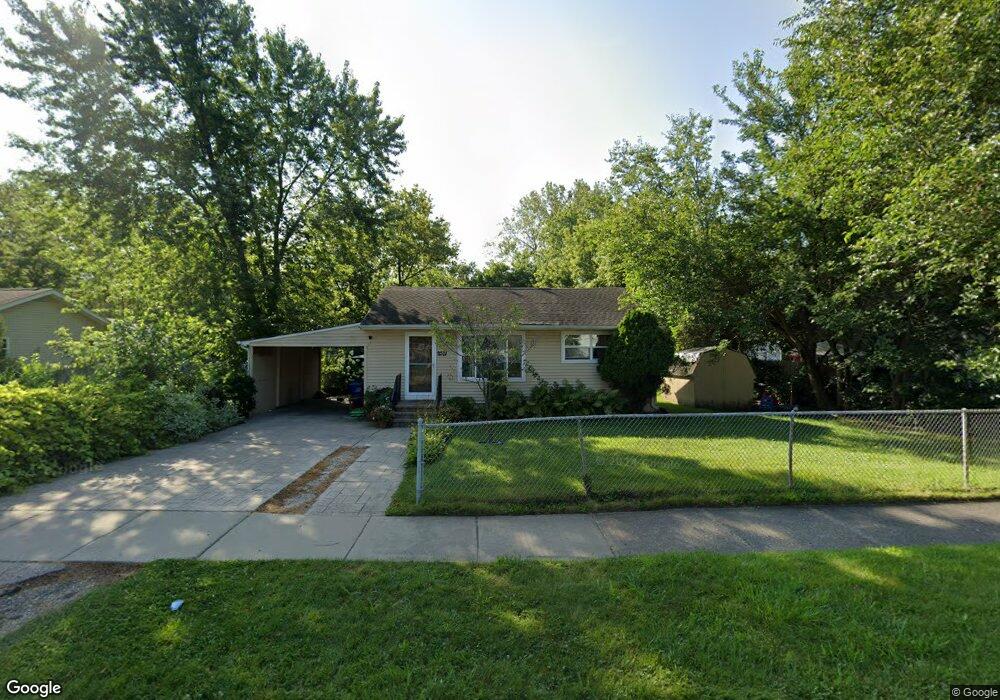 2701 N Pine St unit 4, Waukegan, IL 60087 - photo 1