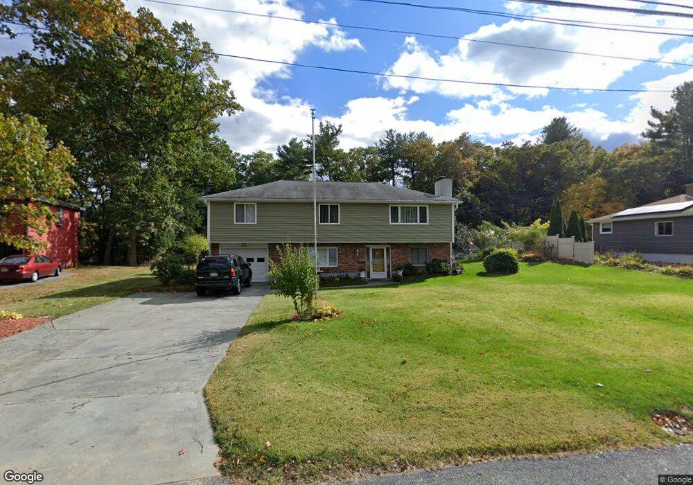 25 Claudette Cir, Framingham, MA 01701 - photo 1