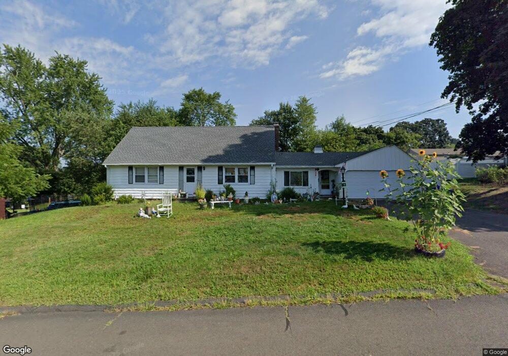 8 Orchard Hill Dr, Enfield, CT 06082 - photo 1