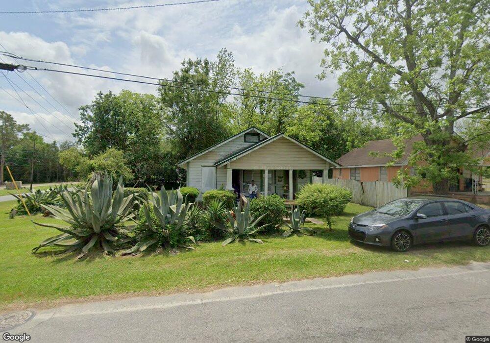 815 E Roanoke Dr, Fitzgerald, GA 31750 - photo 1