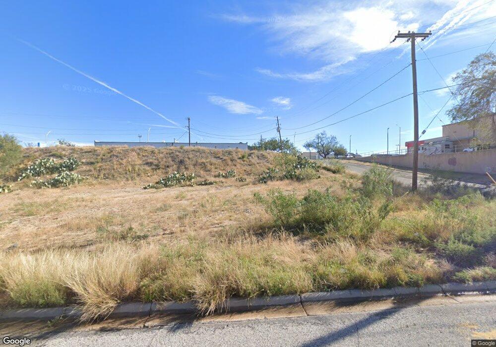 1211 S Lancaster St, Big Spring, TX 79720 - photo 1