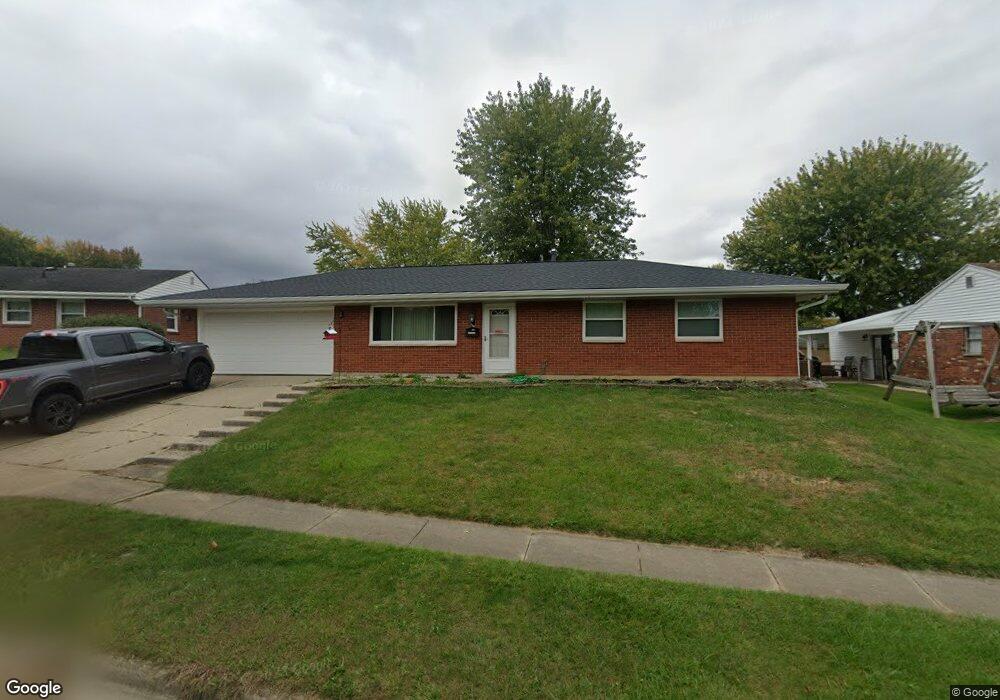 1114 Arlington Dr, Xenia, OH 45385 - photo 1