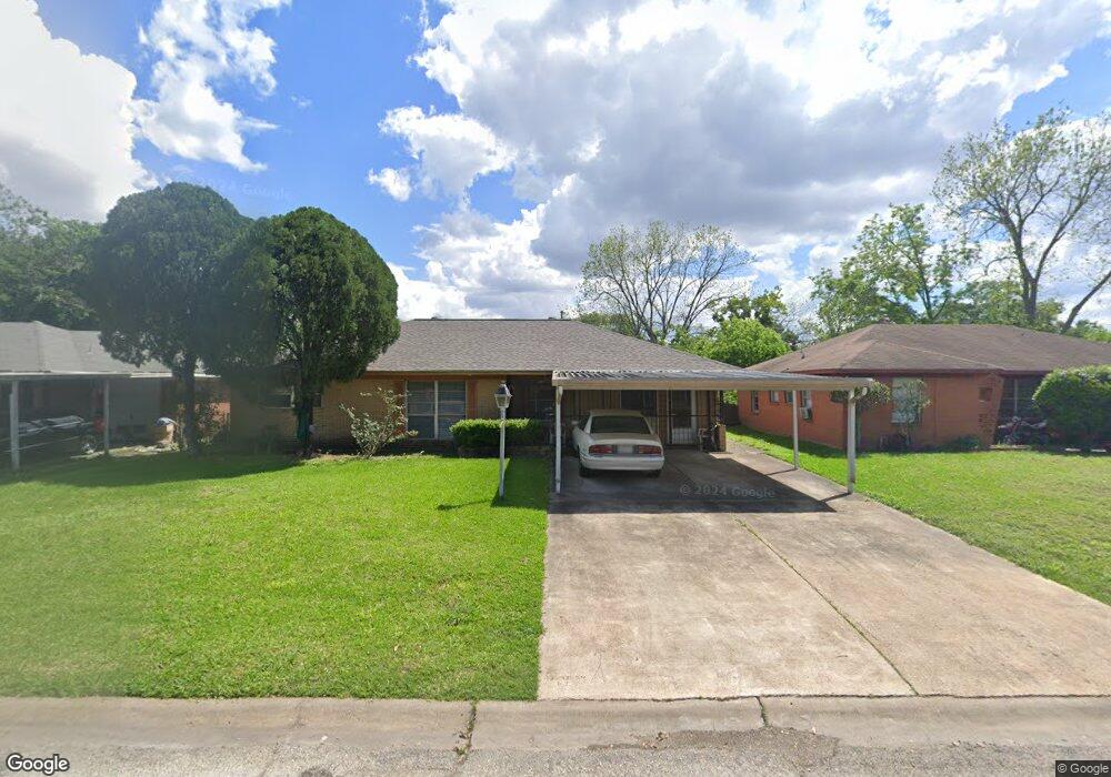 206 Bizerte St, Houston, TX 77022 - photo 1