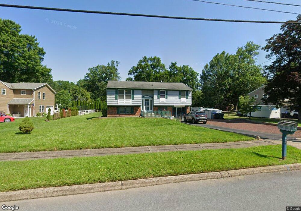 29 Pawnee Rd, Doylestown, PA 18901 - photo 1