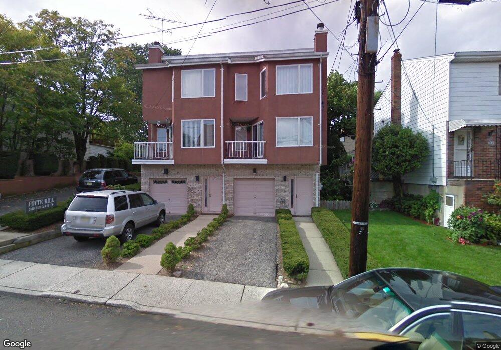 2435A 2nd St unit A, Fort Lee, NJ 07024 - photo 1