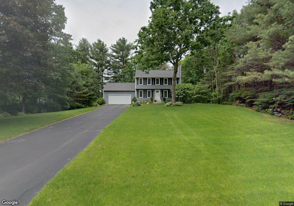 27 Chase Brook Cir, Litchfield, NH 03052 - photo 1