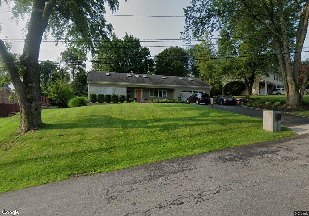 453 Bonnie Ct, Yorktown Heights, NY 10598 - photo 1