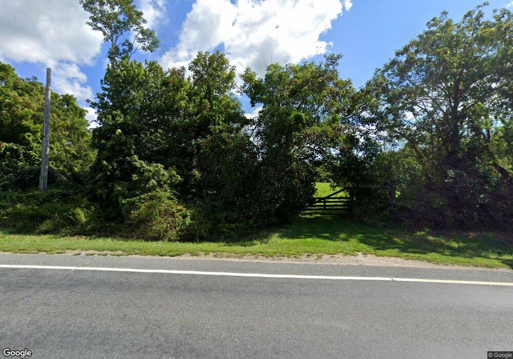 626 W Main Rd, Little Compton, RI 02837 - photo 1