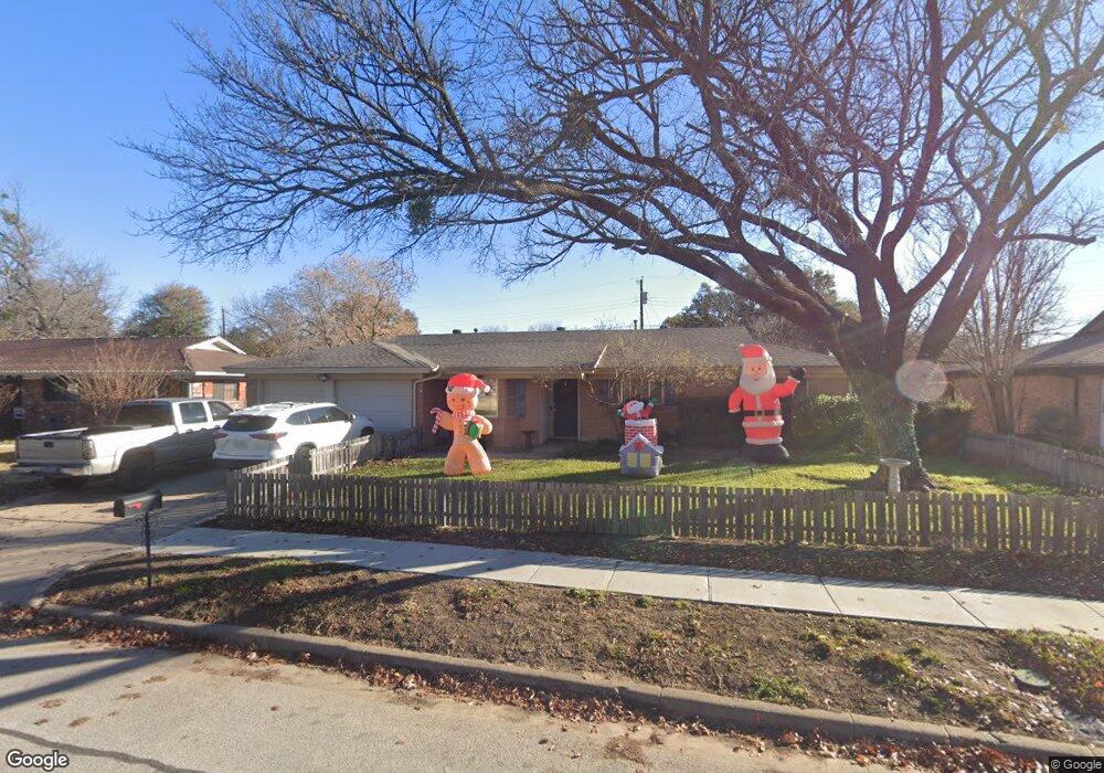 2128 Shady Brook Dr, Bedford, TX 76021 - photo 1