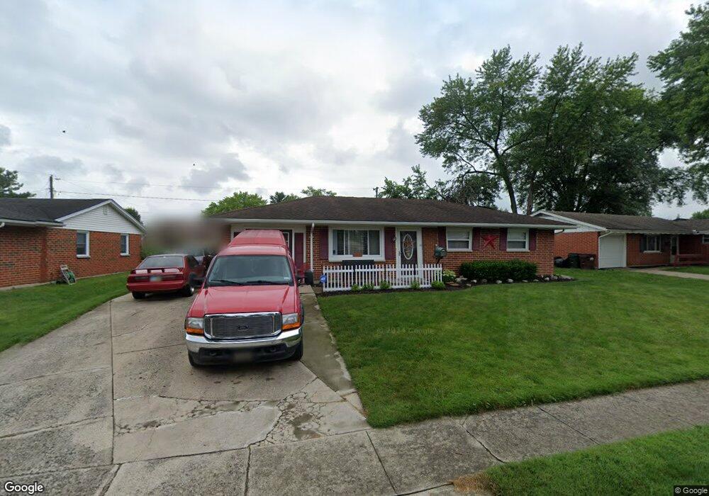 1575 Maumee Dr, Xenia, OH 45385 - photo 1