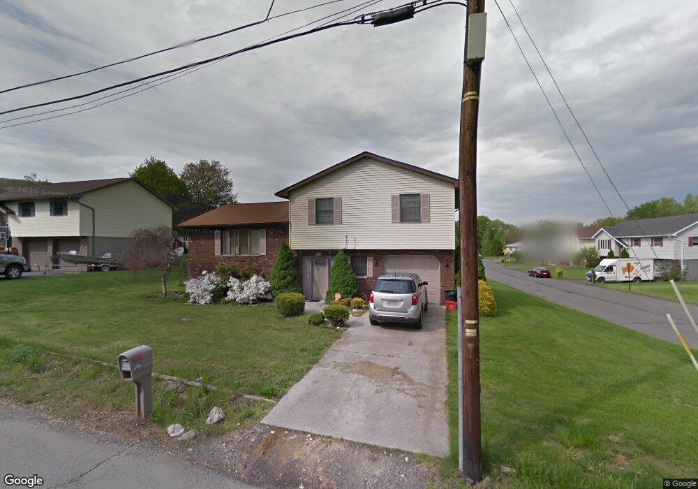 2700 Division St, Scranton, PA 18504 - photo 1